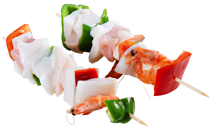 Spiedini di calamari, persico e gamberi