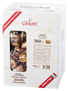 Crunchy Amaretti cookies